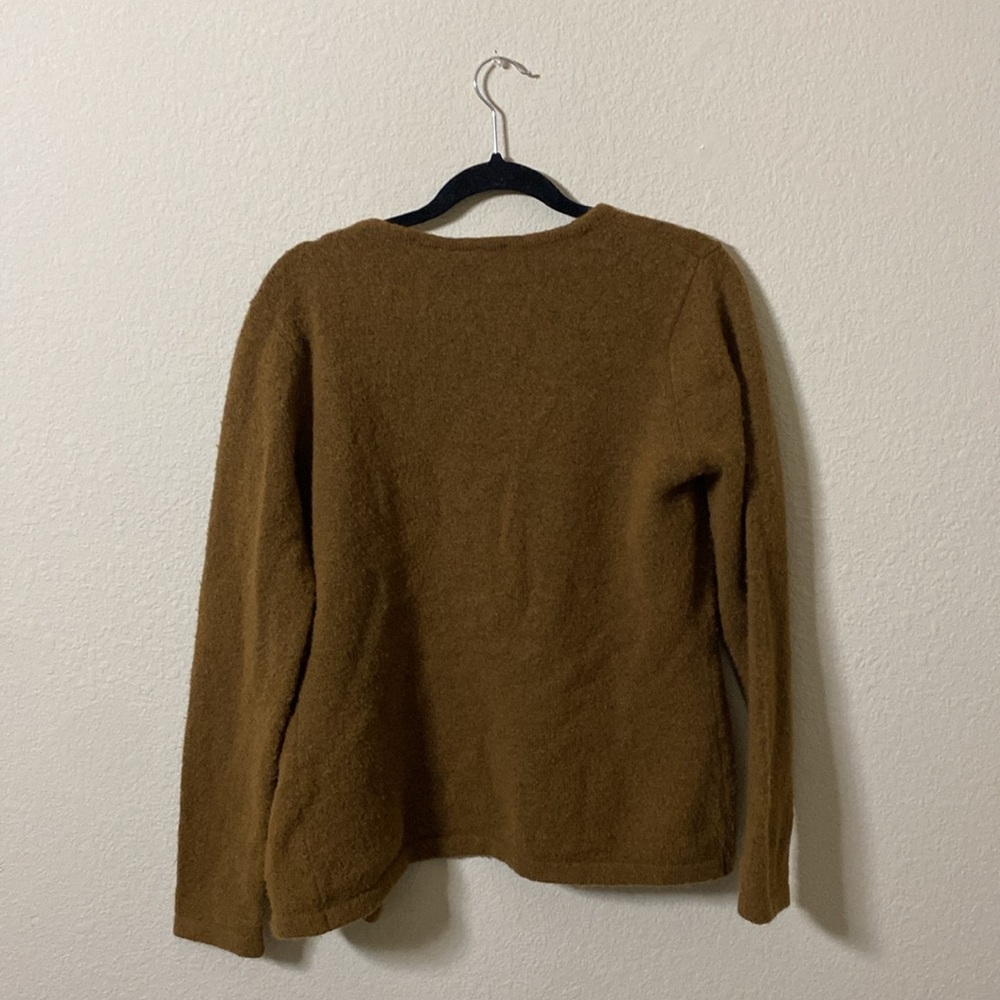 🎈Cozy Brown Button up Sweater with detachable Faux Fur Collar! - Picture 11 of 11